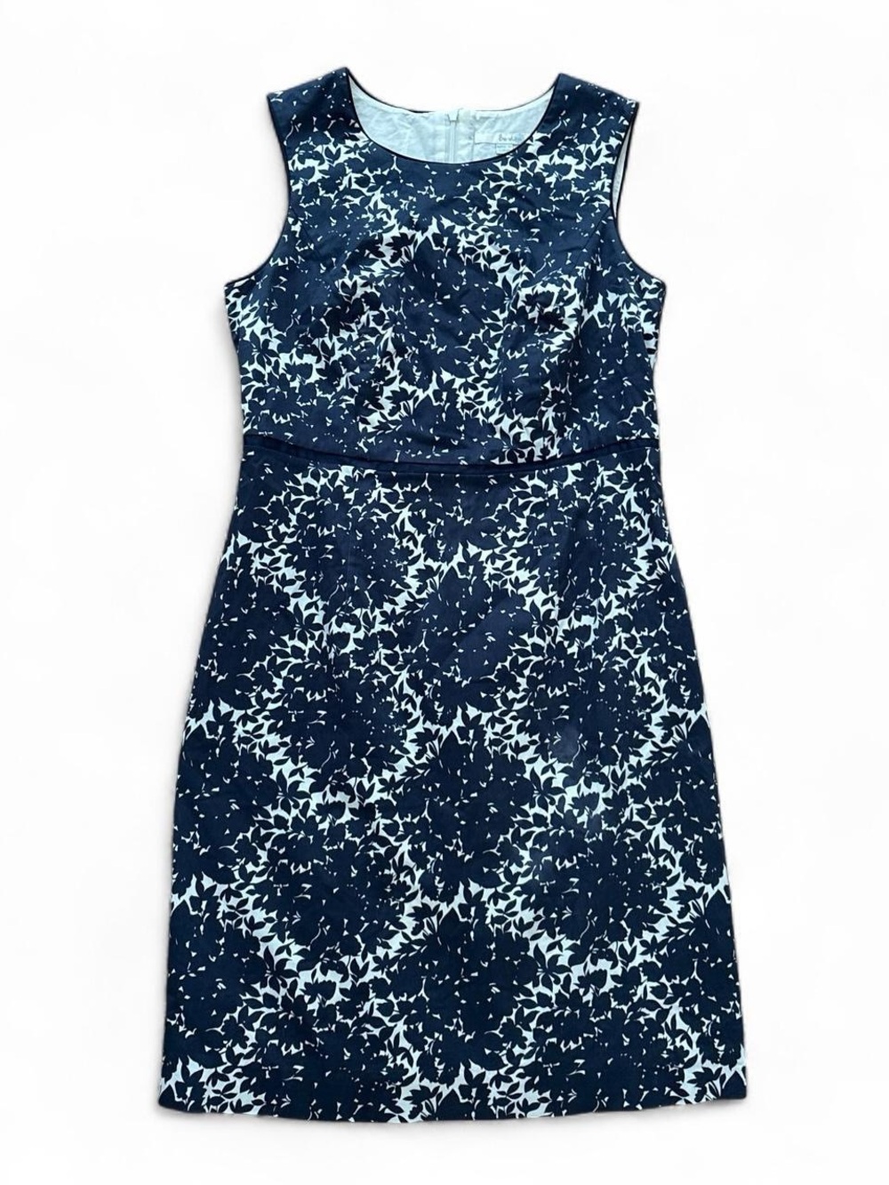 Boden navy blue and white floral print dress size 8